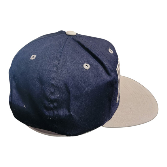 Vintage Wave UConn Huskies Snapback The‎ G Cap Hat - Picture 4 of 7